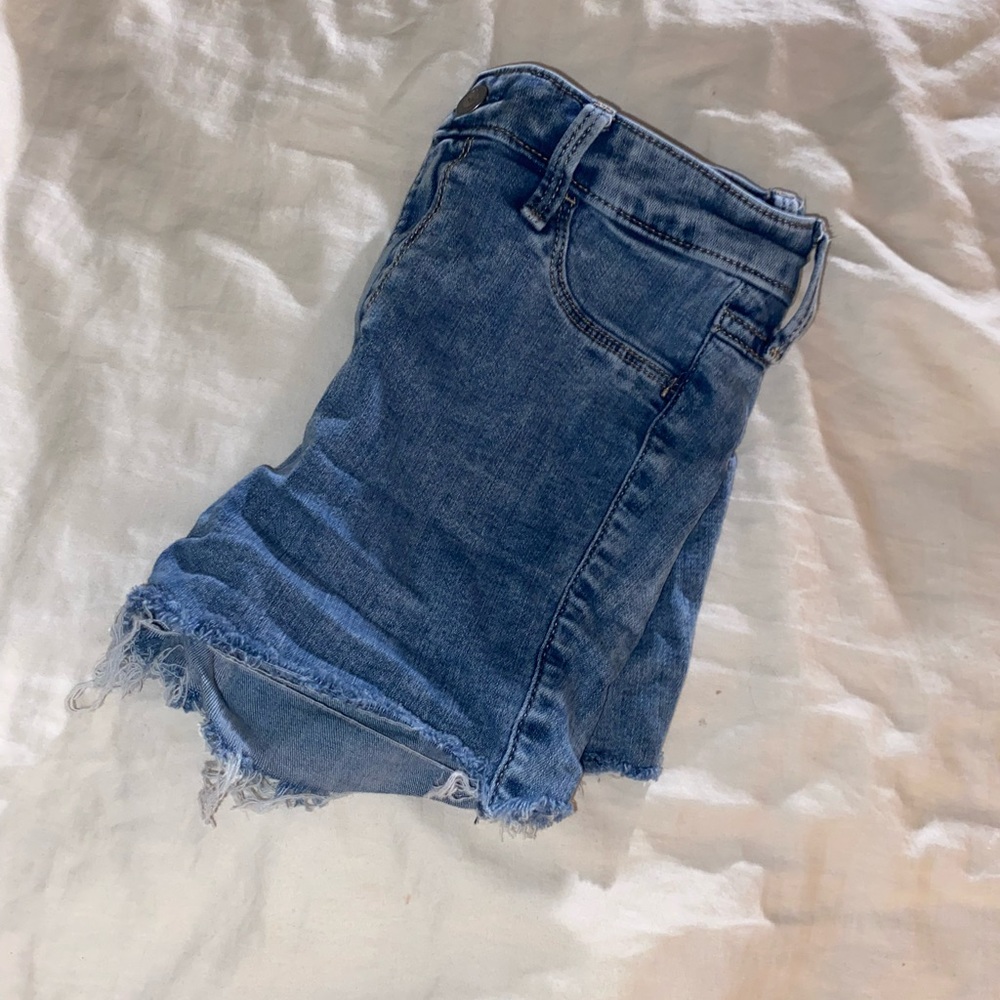 Hollister cut off jean shorts